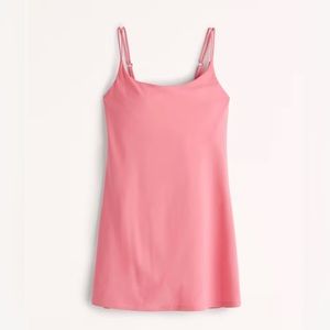 NWOT Traveler Mini Dress